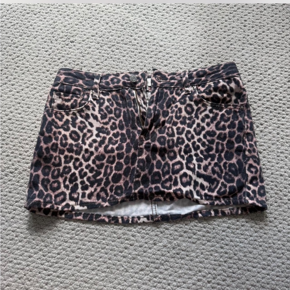 Leopard Print Mini Skirt pacsun size 24 worn once